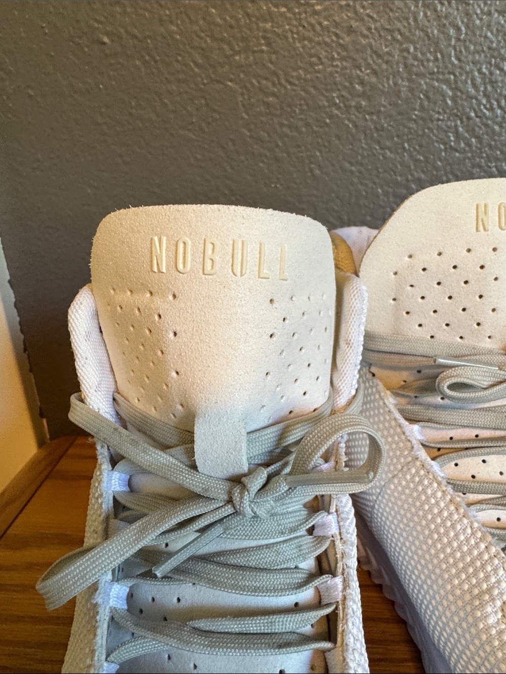 Women’s NOBULL workout shoes in size Women’s 9 (men’s 7.5) pure white. - Picture 6 of 10